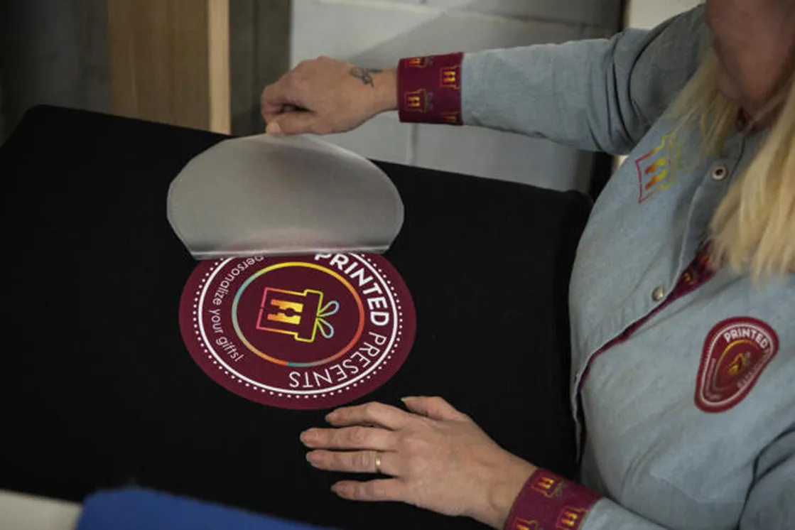 Printed Presents signing